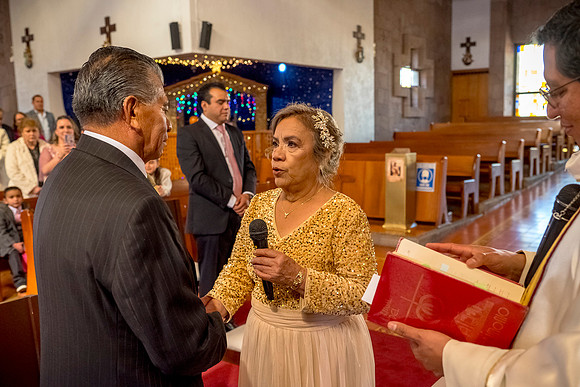 Ma de Lourdes e Isaias Bodas de Oro-60
