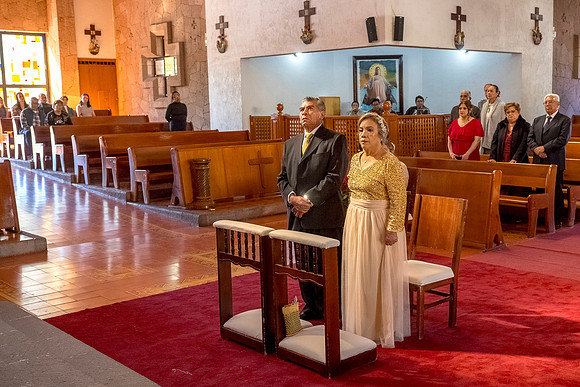 Ma de Lourdes e Isaias Bodas de Oro-107