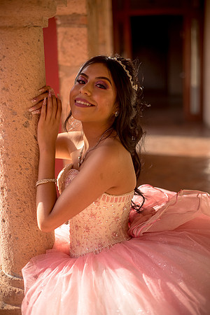 Karime Hilton-48