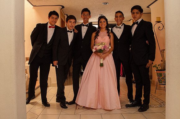 Paola Dia de los Quinces -9