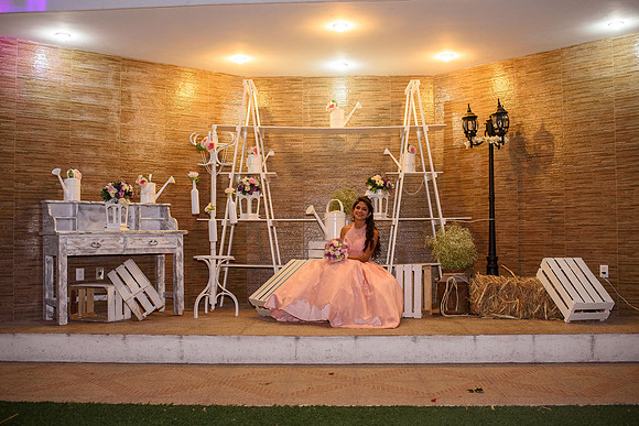 Paola Dia de los Quinces -200
