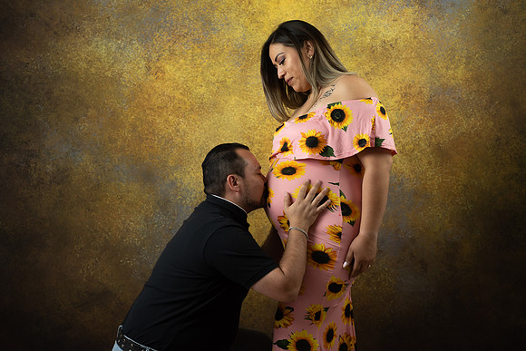 Elizabeth Mom to be-13