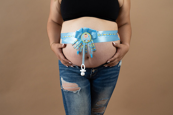 Elizabeth Mom to be-65