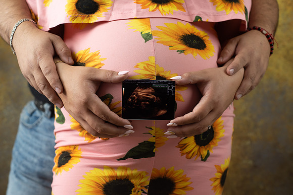 Elizabeth Mom to be-22