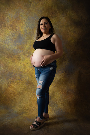 Elizabeth Mom to be-36