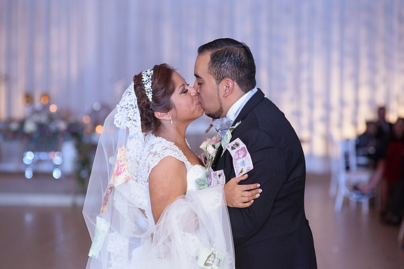 Cinthya y Angel dia de la Boda-600