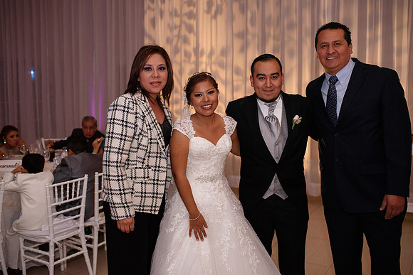 Cinthya y Angel dia de la Boda-440