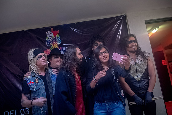 Moderatto-54