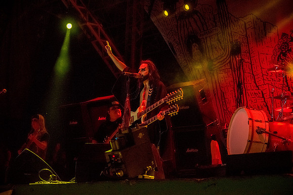 Moderatto-39