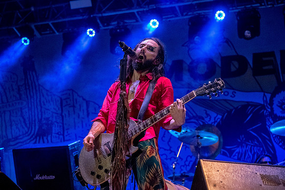 Moderatto-17