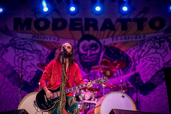 Moderatto-23