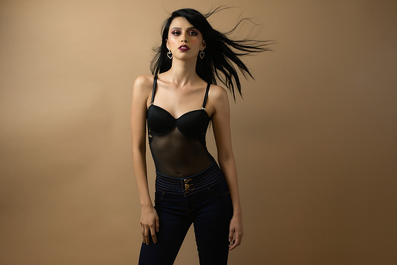 Mariel-58