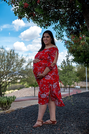 Tania Mom to be-42