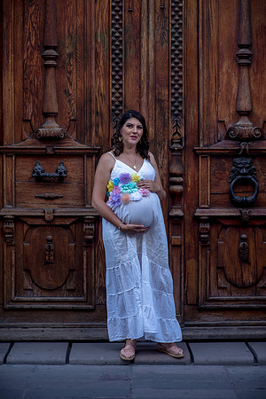 Alice Mom to Be-2