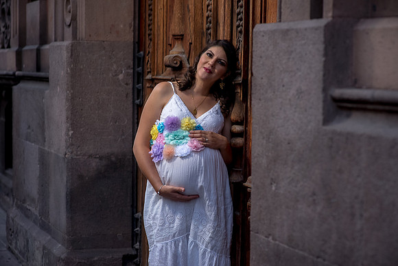 Alice Mom to Be-28