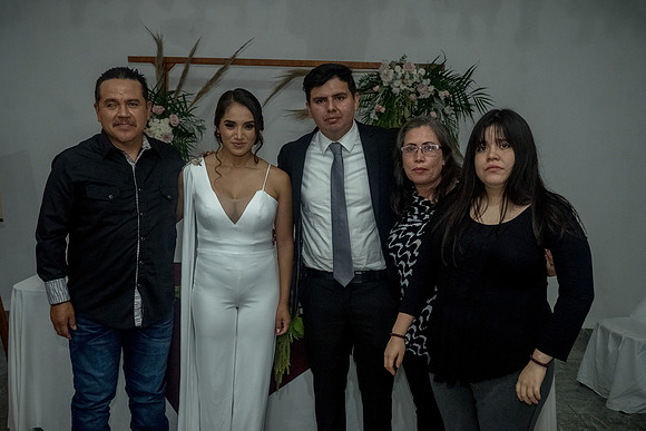 Mayra y Mario Civil-101