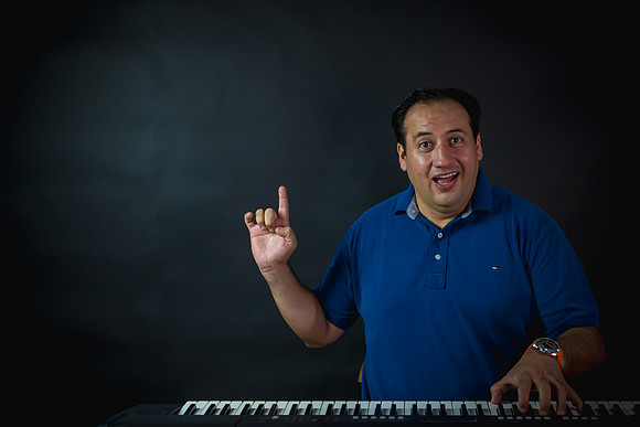 Roberto Gamboa-18