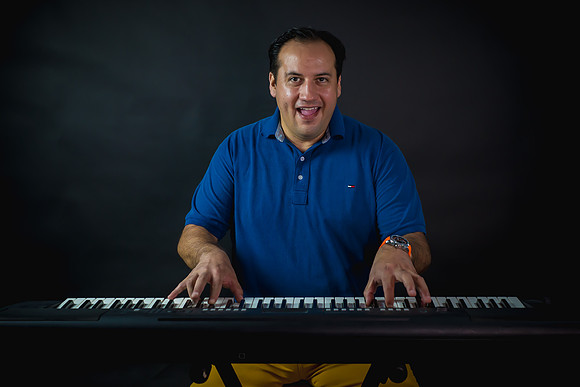 Roberto Gamboa-13