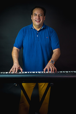 Roberto Gamboa-5