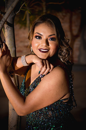 Valeria-25