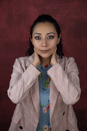 Alejandra Headshots-75