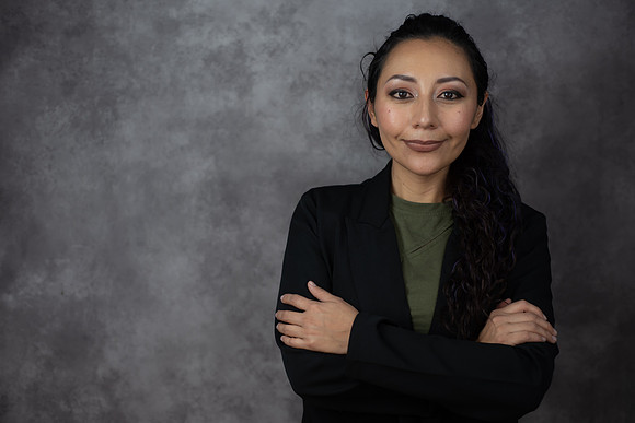 Alejandra Headshots-4