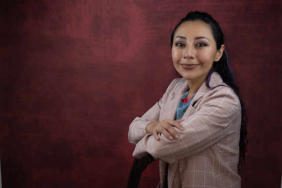 Alejandra Headshots-68