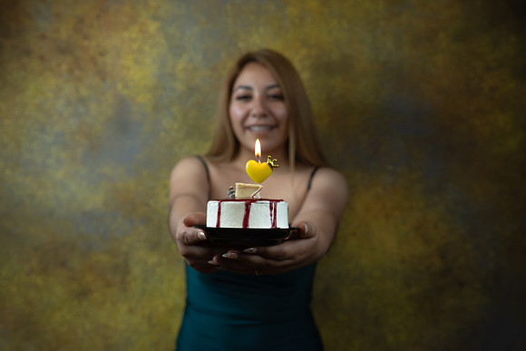 Julissa 26-52