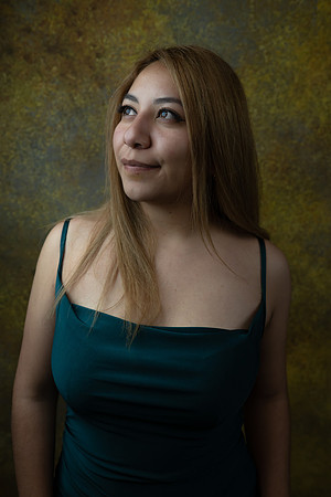 Julissa 26-37
