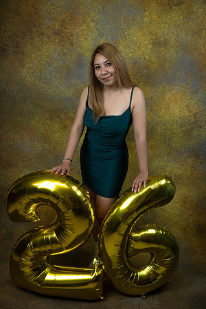 Julissa 26-27