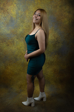 Julissa 26-33