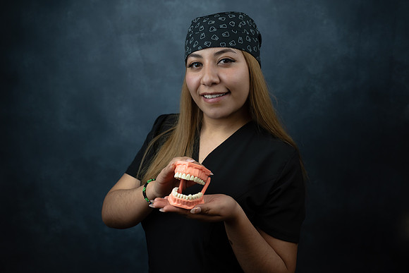 Julissa 26-77