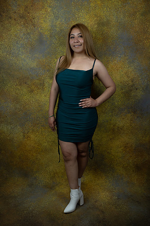 Julissa 26-30