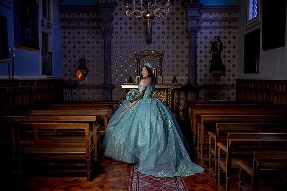 Emilia Sesión-16