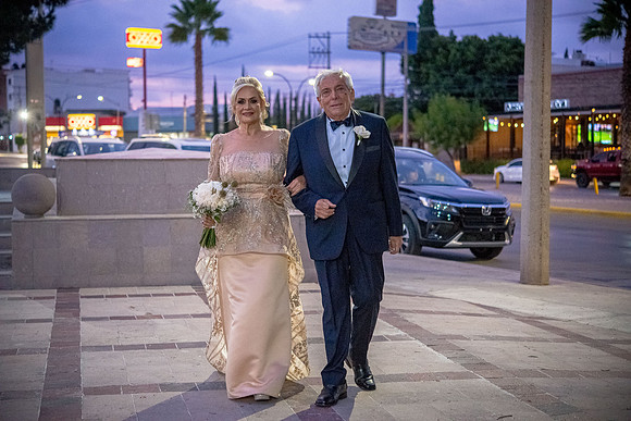Martha y Roberto Bodas de Oro-17