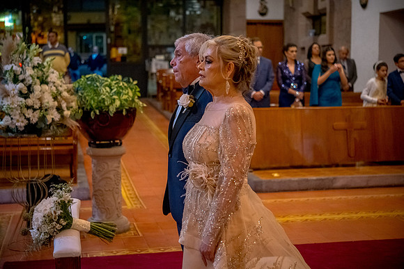 Martha y Roberto Bodas de Oro-86