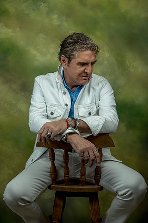Rodrigo Santos Editorial-1