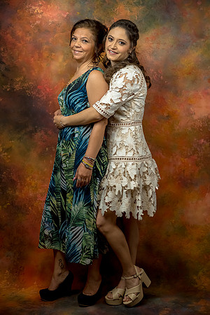 Cynthia y Mama en Studio-20