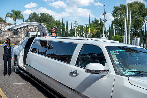 Yaretzi XVs-86