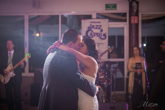 Moni Sergio dia de la Boda-300