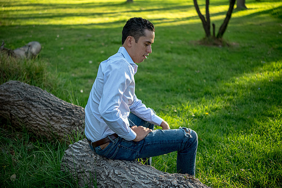 Sebastian en exteriores-27
