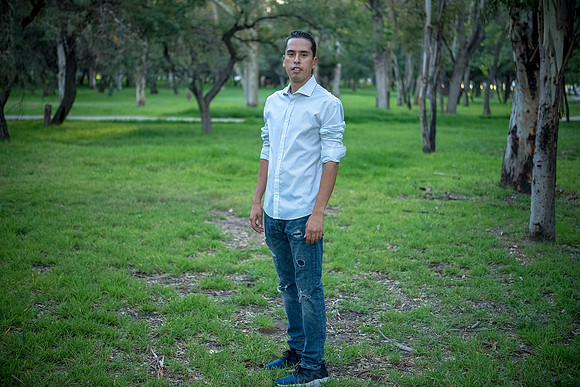 Sebastian en exteriores-72