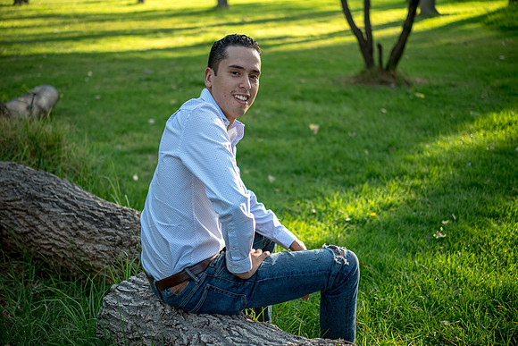 Sebastian en exteriores-26
