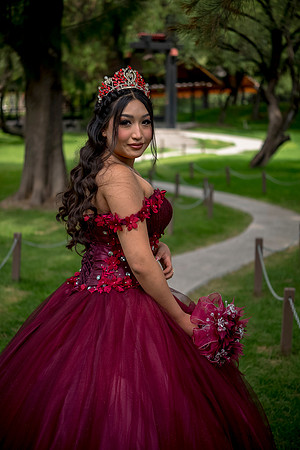 Emely-38