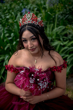 Emely-72
