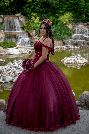 Emely-75