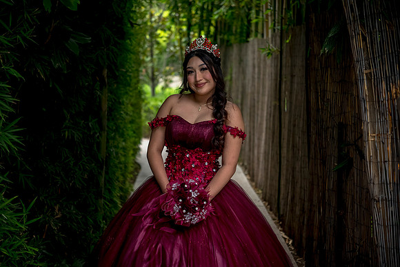 Emely-84