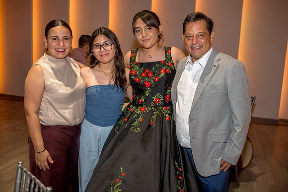 Valeria Quince años dia del Evento-210