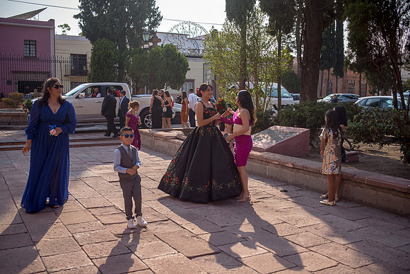 Valeria Quince años dia del Evento-2