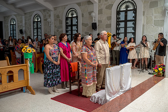 Mary y Joaquin 50 Aniversario de Bodas-60